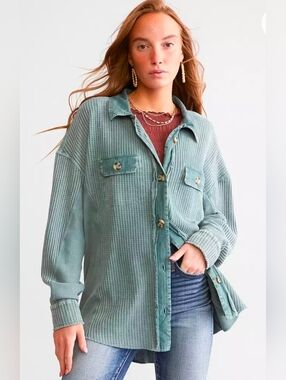 ❤️ BUCKLE (BKE) OVERSIZED WAFFLE KNIT BUTTON DOWN THERMAL BOYFRIEND SHIRT, SMALL